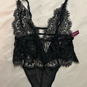 Adore Me Black Lace Bra with Eyelash Trim